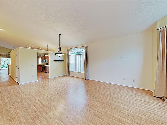 2nd image of 513 Lexingdale Dr