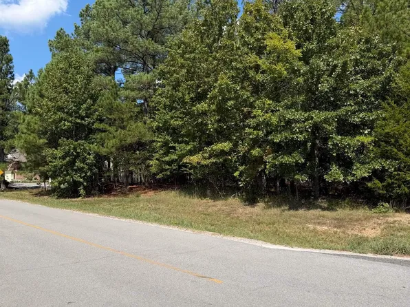 15 Elcano Dr, Hot Springs Village, AR 71909