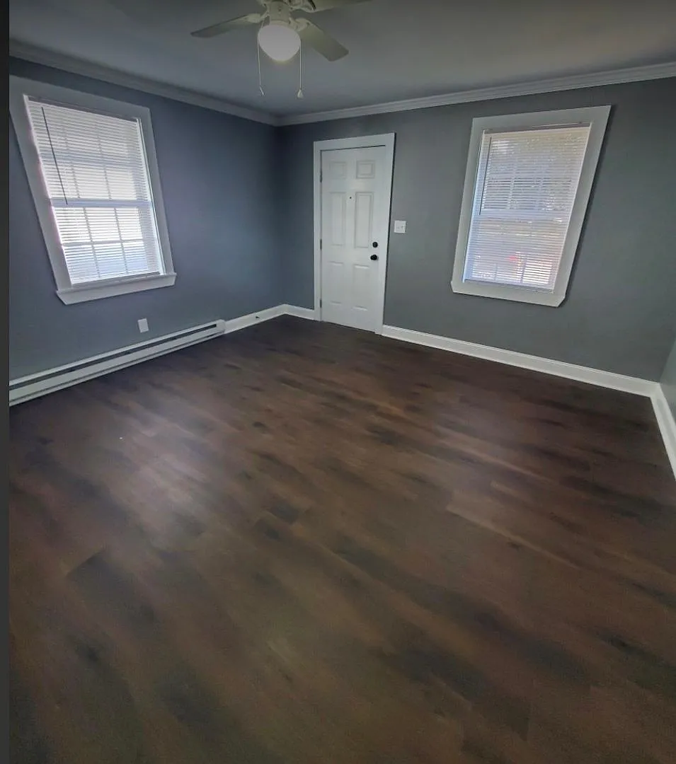 528 Manchester St — Photo 4