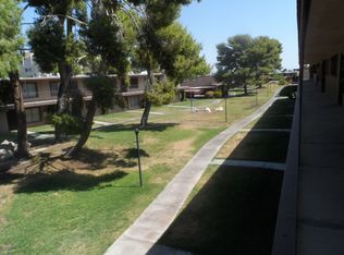 615 Royal Crest Cir #20, Las Vegas, NV 89169