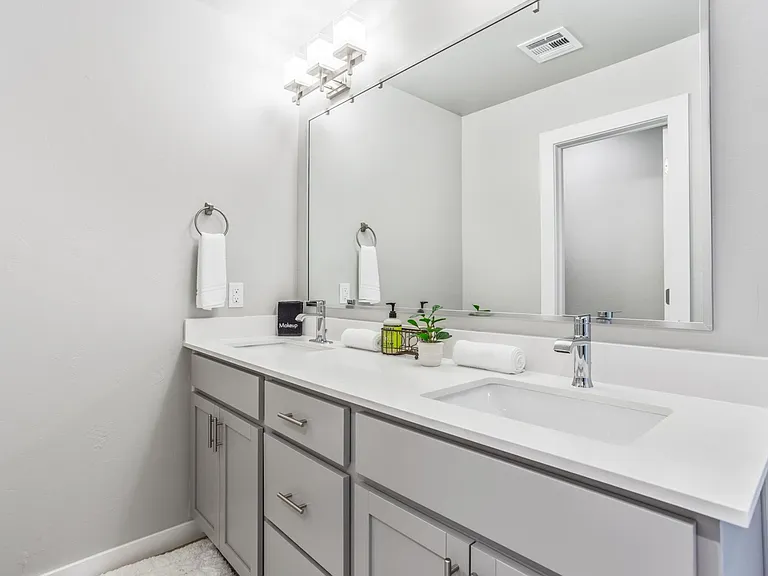 2628 Cedar Tree Rd #A — Photo 12