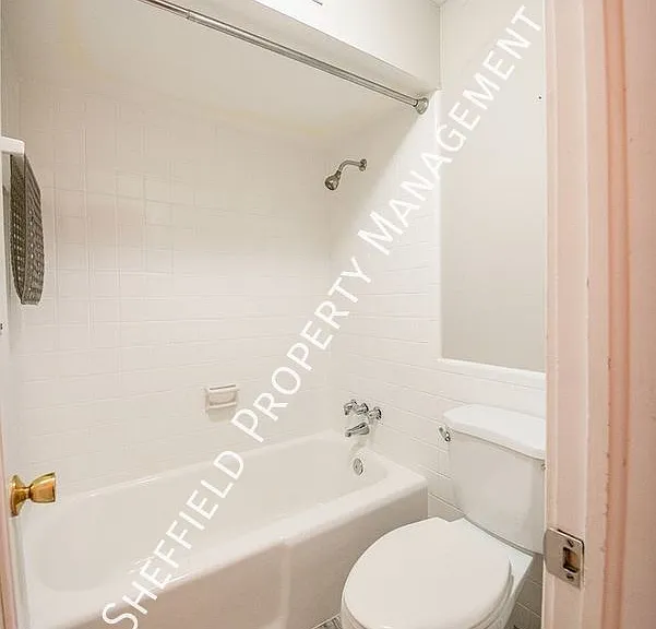 2227 Lancelot Pl — Photo 13
