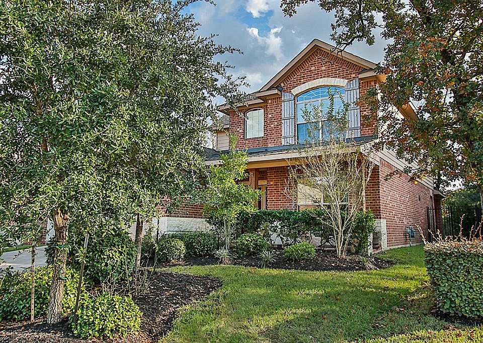 1st image of 123 Black Swan Pl