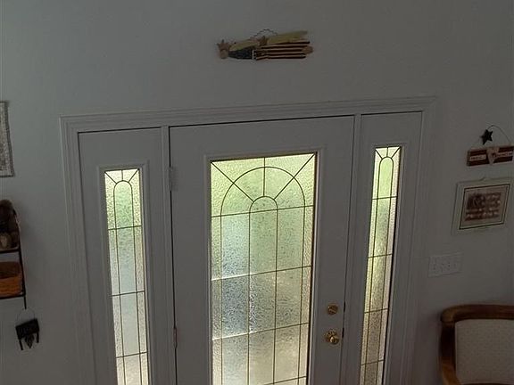 2nd image of 421 Silverwood Farms Dr
