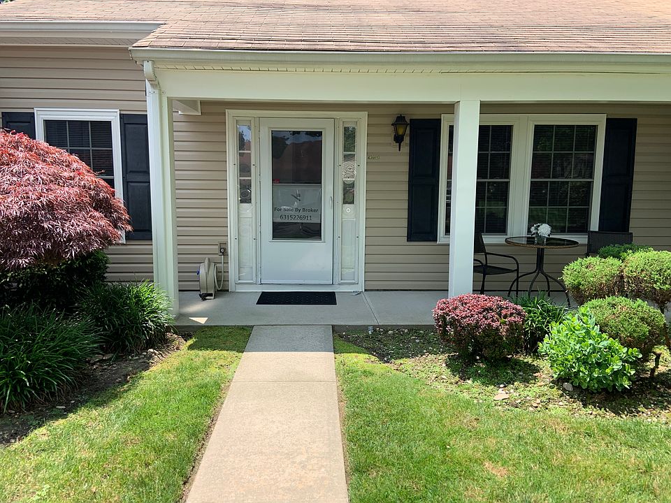 1st image of 40 Hearthside Dr