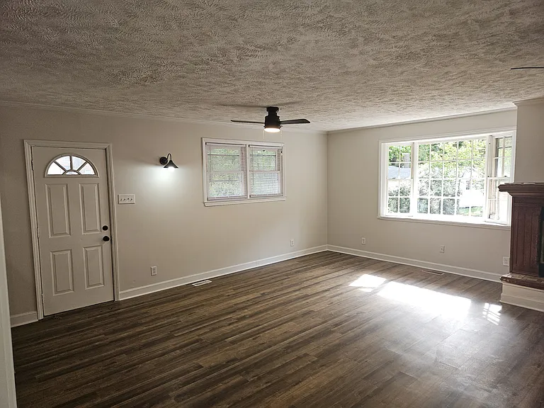 853 Shannon Dr — Photo 10