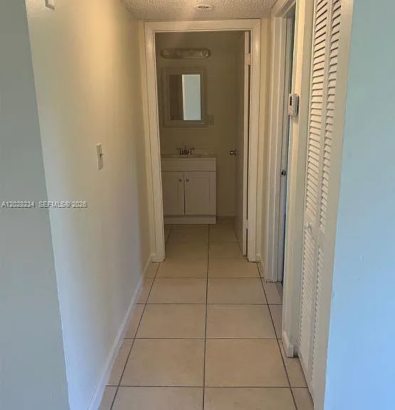 1141 Lake Victoria Dr #F — Photo 9