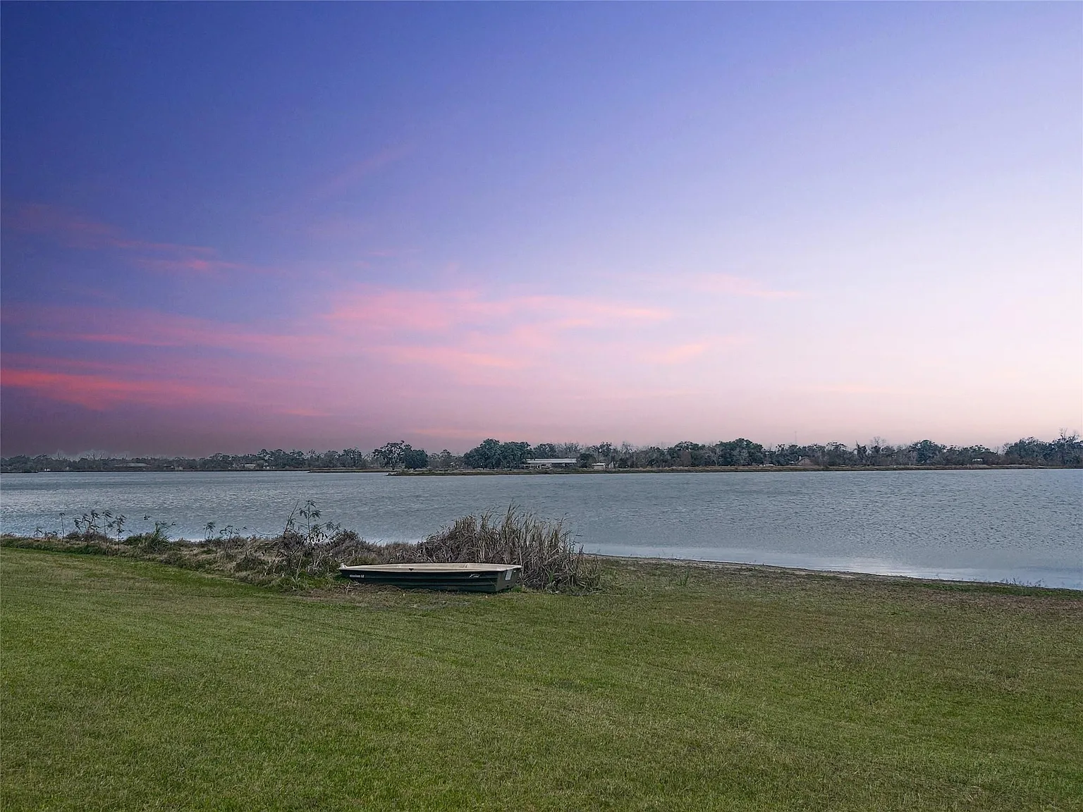 3 bed, 2.5 bath, 2092 sqft, $3,500 — Photo 3