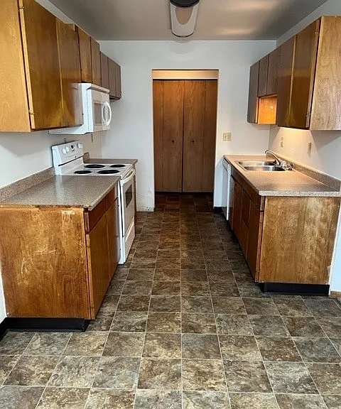 Skaff Apartments - Moorhead — Photo 152