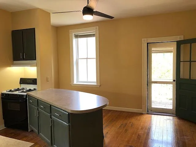 3414 Salena St #A — Photo 13