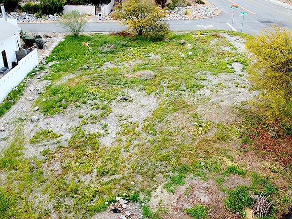 5th image of 2499 N Cardillo Ave