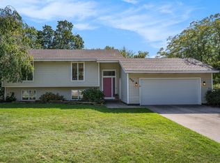 350 E 26th St, Holland, MI 49423