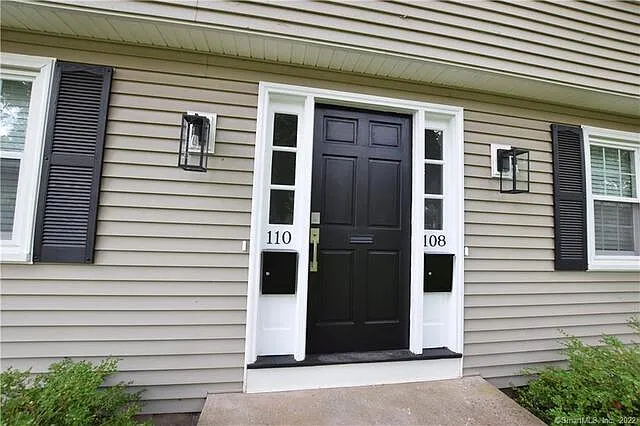 4 bed, 1.5 bath, 1533 sqft, $3,000 — Photo 2