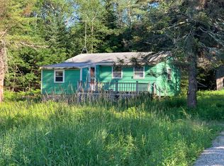 18 Guilfoil Ln, New Harbor, ME 04554