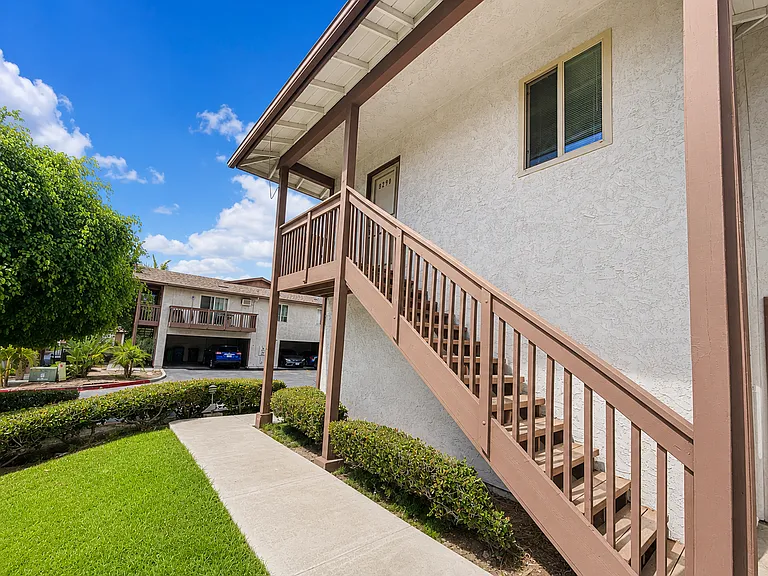 8290 Echo Dell Rd — Photo 1