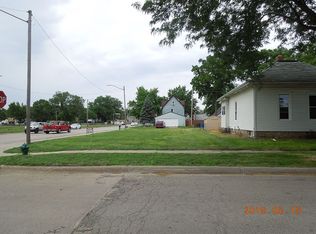 526 7th Ave SW, Cedar Rapids, IA 52404