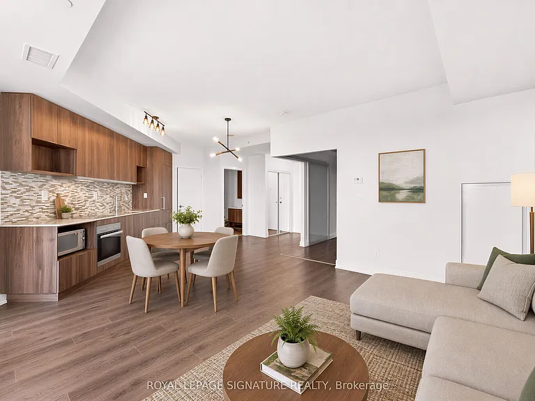 99 The Donway W #920 — Photo 7