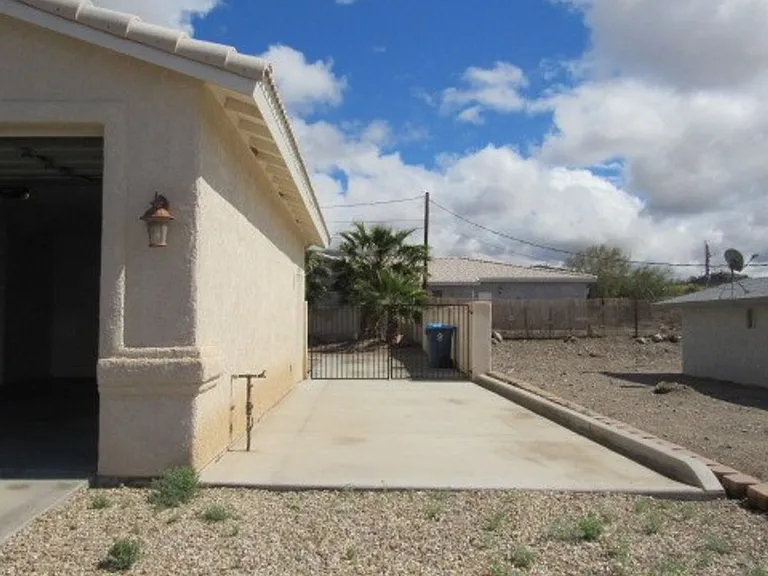 3740 Hiawatha Dr — Photo 21