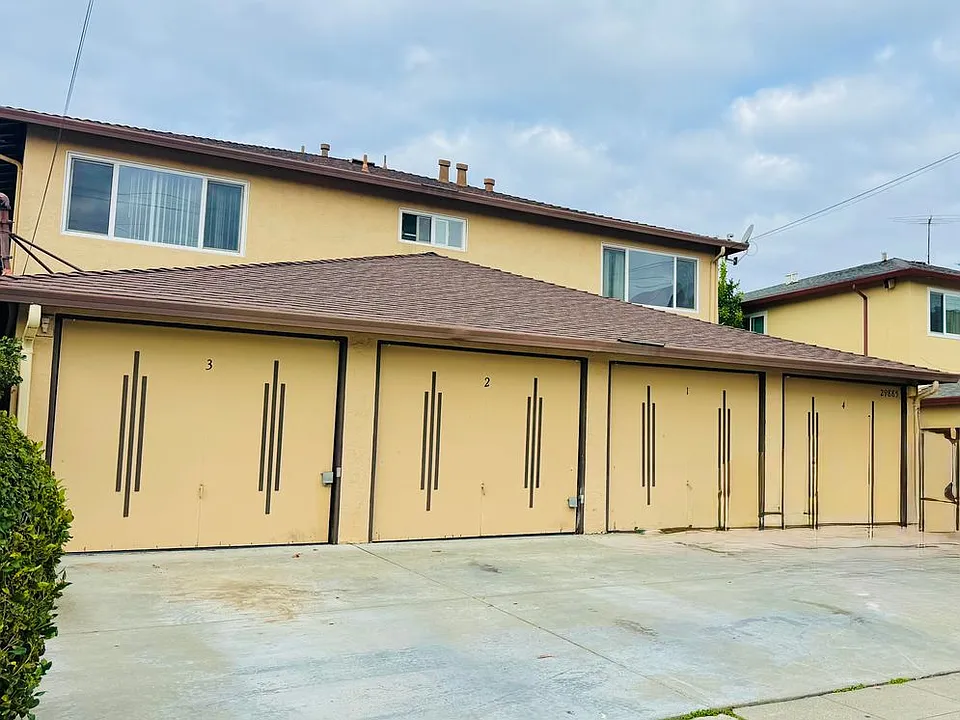 29885 Vanderbilt St.