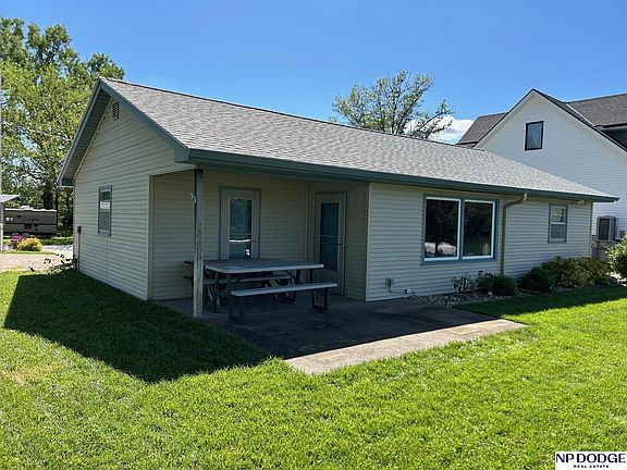 3rd image of 3400 Big Island Rd