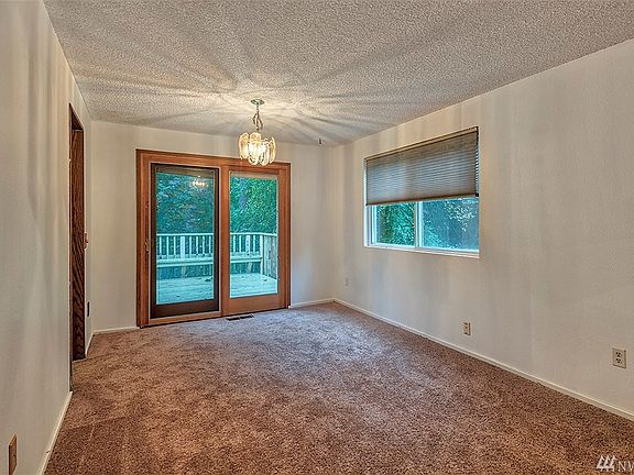 3rd image of 11601 NE 149th St