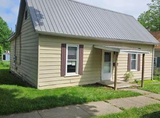 319 W Vine St, Mitchell, IN 47446