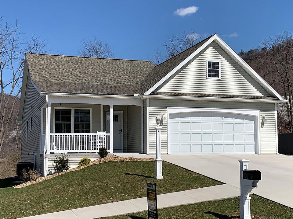 1st image of 362 Highland Dr