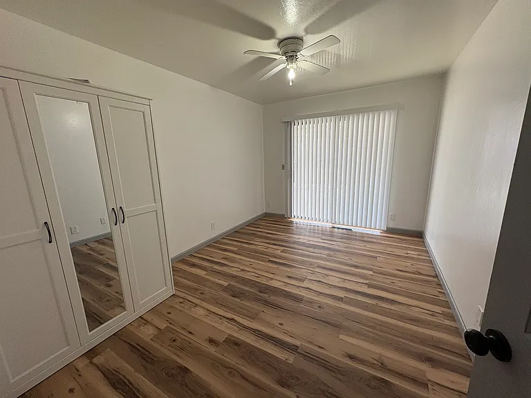 5070 Poplar Rd — Photo 14