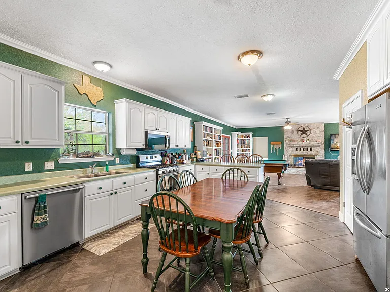 360 Private Road 4619 — Photo 10