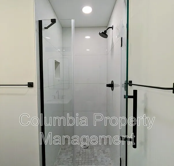 3552 Warder St NW — Photo 13