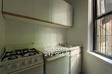 Rented by City Connections Realty