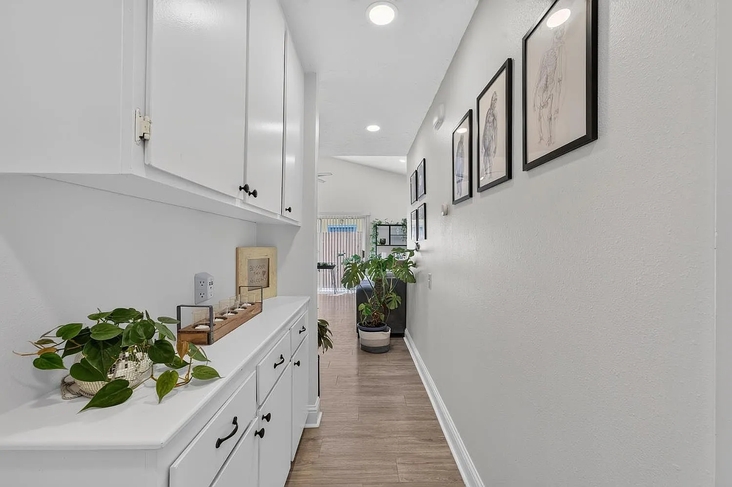 3 bed, 1464 sqft, $2,950 — Photo 3