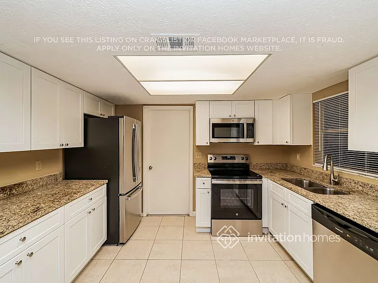 4402 Presidential St — Photo 6