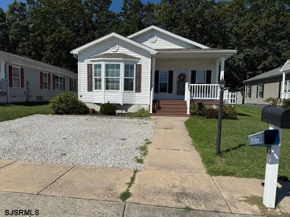 60 Pinetree Ln, Mays Landing, NJ 08330