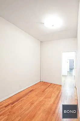 Rented by Bond New York | media 6