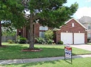 7230 Bristol Ridge Dr, Houston, TX 77095