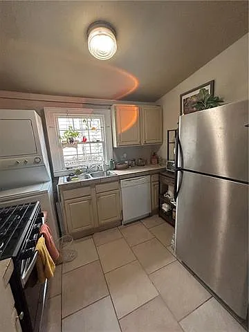 5121 Coliseum St #B — Photo 6