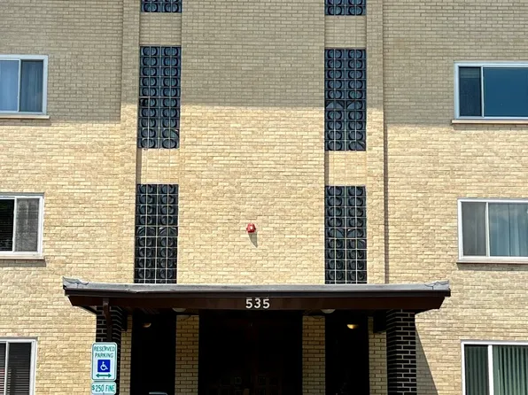 535 S Cleveland Ave APT 106, Arlington Hts, IL 60005