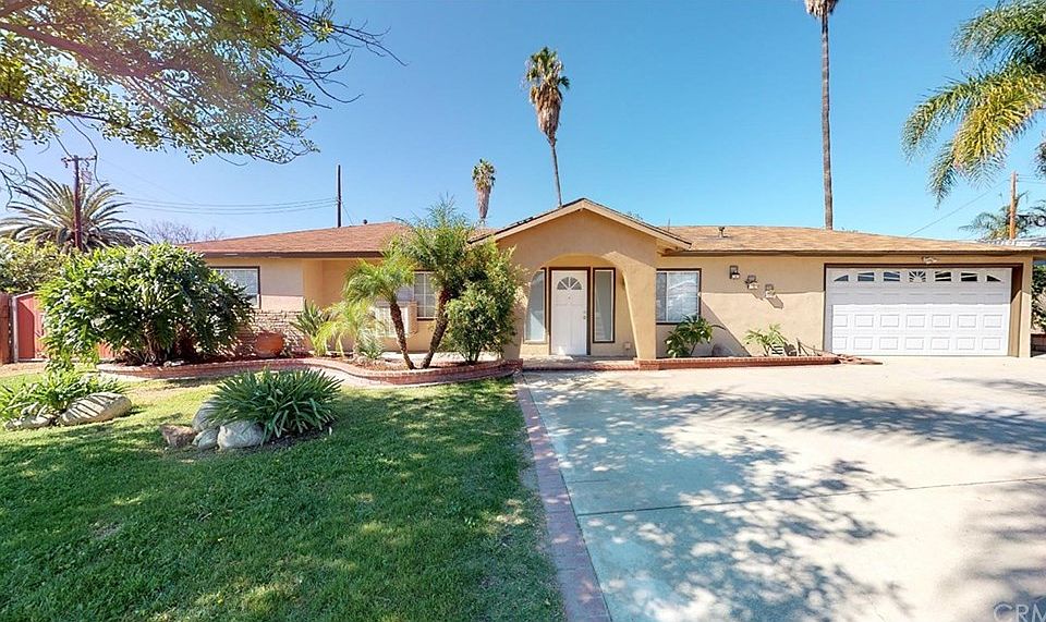 1st image of 9606 Camulos Ave
