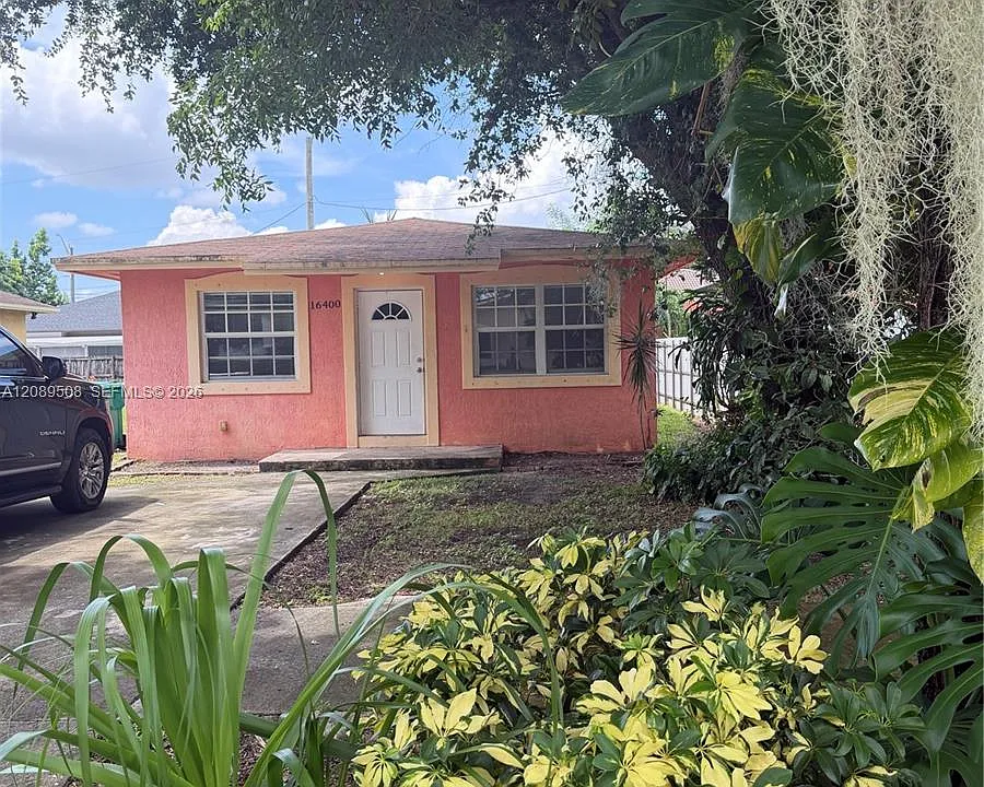 16400 NW 41st Ave