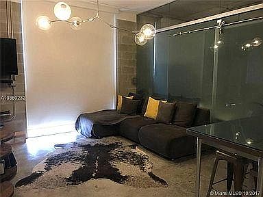 3rd image of 444 NE 30th St Unit 706