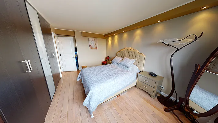 Sold by Remax Edge | media 11