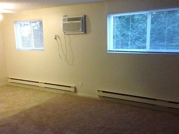 4th image of 1001 Edgecombe Dr APT 3