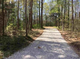 16 Rock Forge Ln, Jefferson, GA 30549