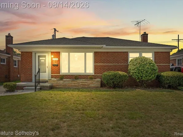 28399 Palmer Blvd, Madison Heights, MI 48071
