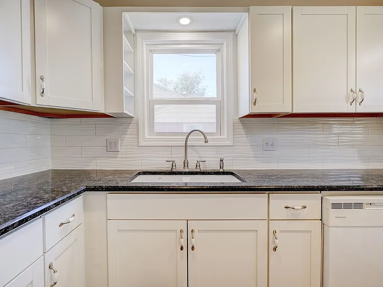 3135 NW Grand Blvd — Photo 10