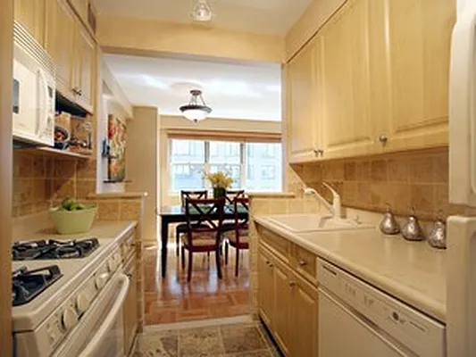 Sold by Corcoran | media 10