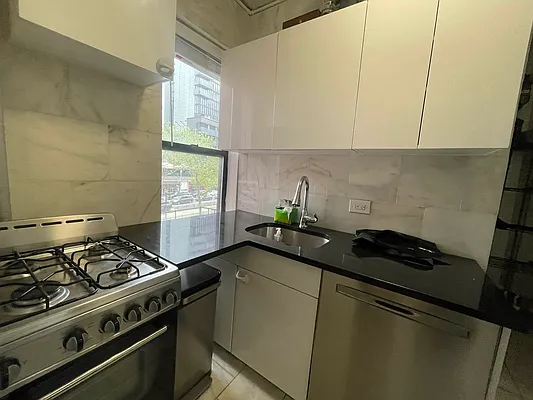 Rented by Living New York | media 11