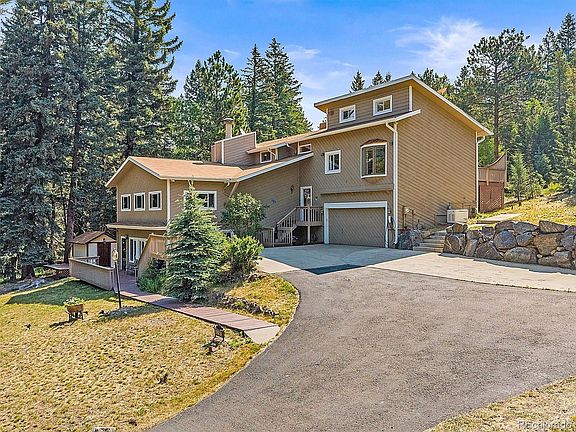 3rd image of 8280 Grizzly Way