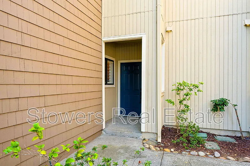 2 bed, 2.5 bath, 1314 sqft, $3,595 — Photo 3